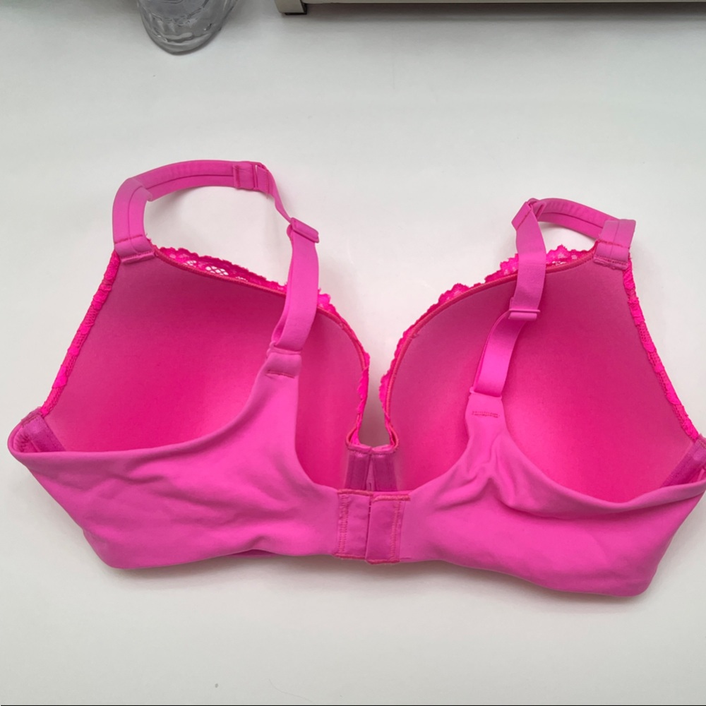 SKIMS pink lace T-shirt bra EUC worn once 36D - Picture 2 of 4